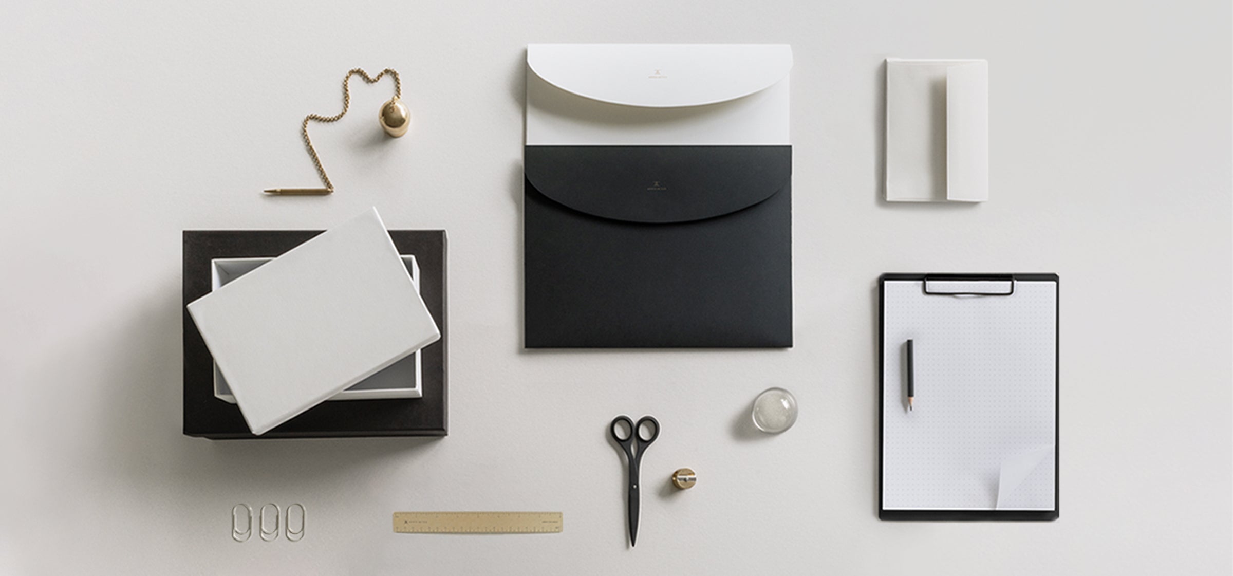 Easy Storage Solutions for a Better Organized Workspace